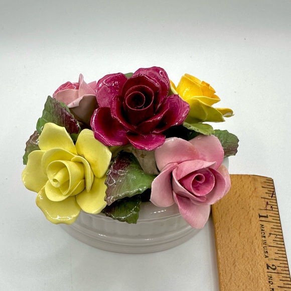 Crown Staffordshire Floral Arrangement June 1974-Multicolored-perfect condition - Picture 8 of 8